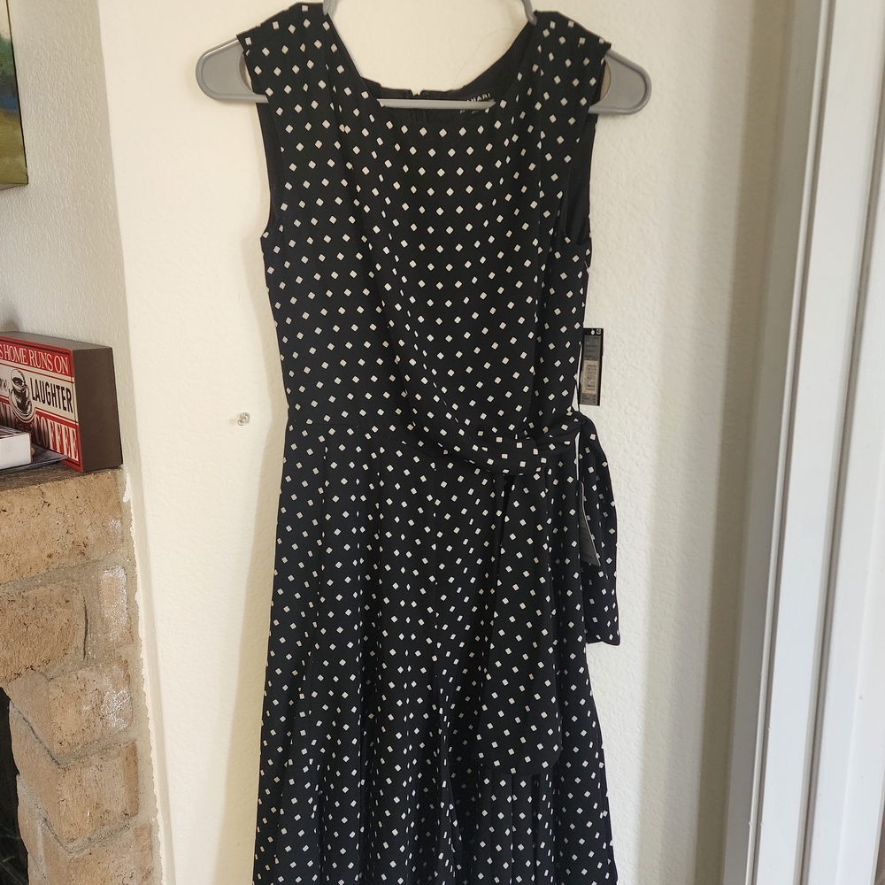 Tahari Arthur S. Levine Dress NWT Black White Diamond Dot Sleeveless Size 2P